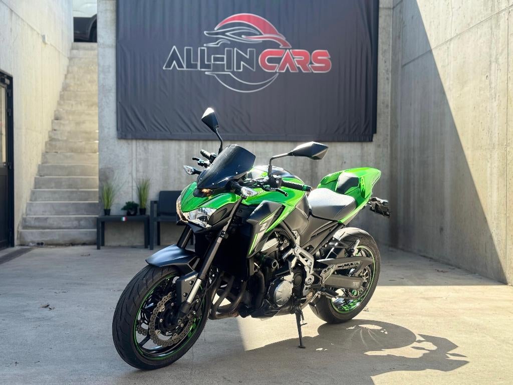 Kawasaki Z900 2019 comme neuve avec full accessoires, Motos, Permis Moto A, Entreprise, Occasion, Plus de 35 kW