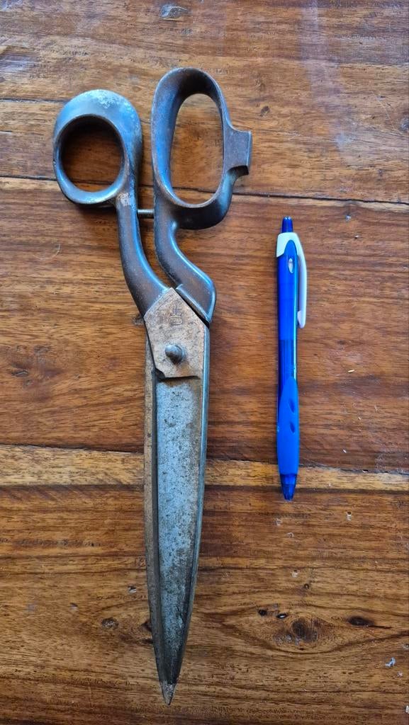 Grote antieke naai schaar !, Enlèvement