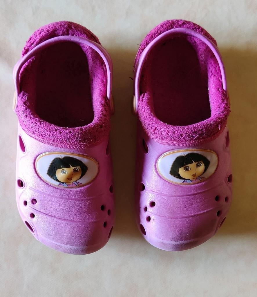 Dora crocs maat 26., Enfants & Bébés, Vêtements de bébé | Chaussures & Chaussettes, Enlèvement, Comme neuf