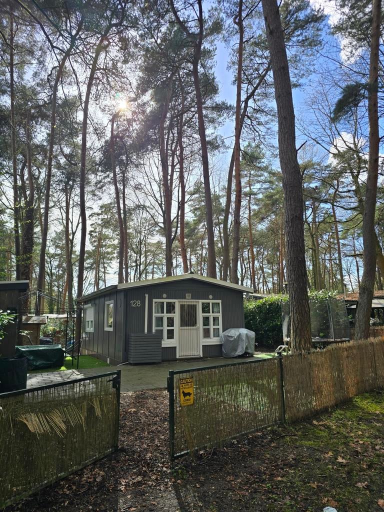 Gezellige chalet te koop Jocomo parc Lanaken, Immo, Buitenverblijven te koop