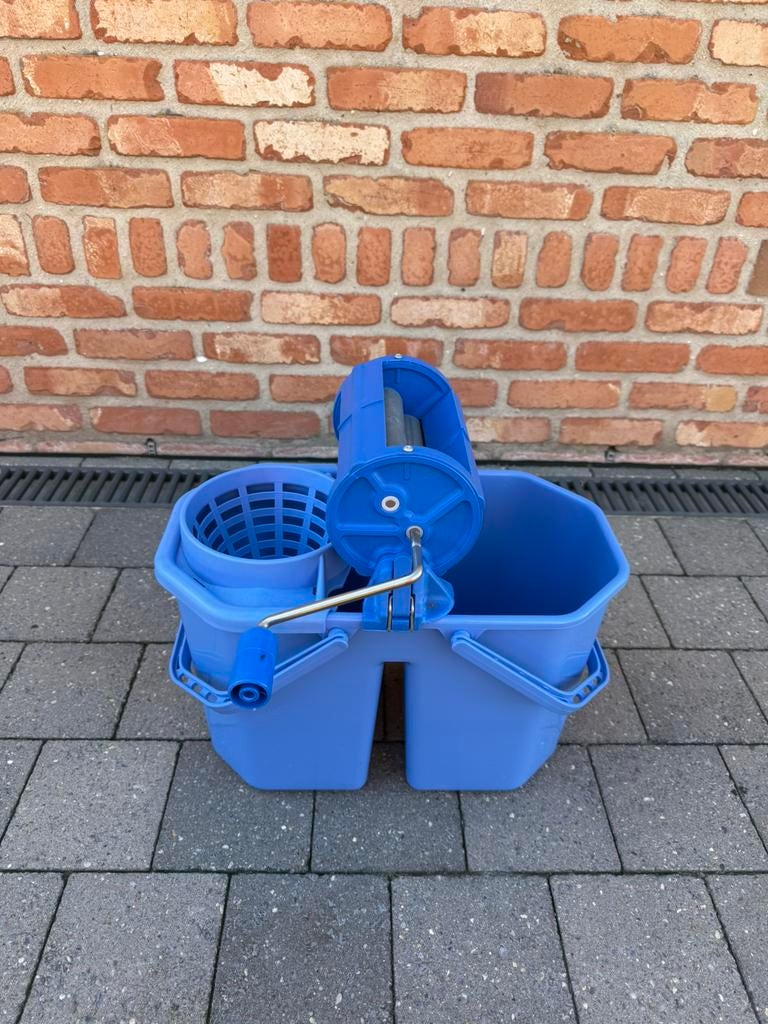 Emmer met doek pers, Maison & Meubles, Produits de nettoyage, Enlèvement, Seau, Bac ou Chariot à balais