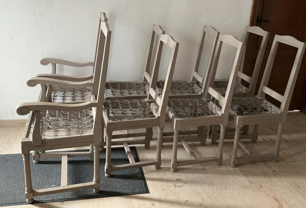 Gratis stoelen zonder bekleding, Enlèvement, Comme neuf