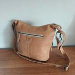 Sac à bandoulière en cuir véritable

Par BEAR, Enlèvement