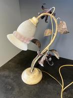 Decoratieve romantische tafellamp bloemmotief, vintage stijl, Moins de 50 cm, Verre, Comme neuf, Cottage, vintage, romantisch, bloemen, shabby chic