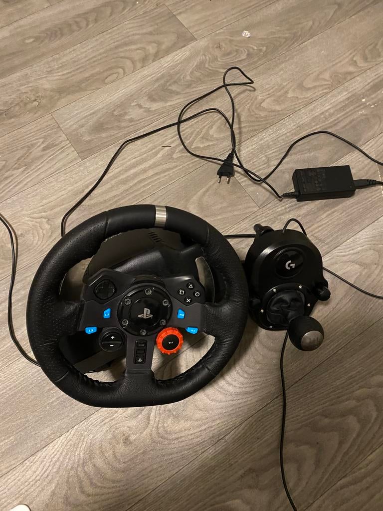 Logitech g29 + shifter, Ophalen of Verzenden, Zo goed als nieuw
