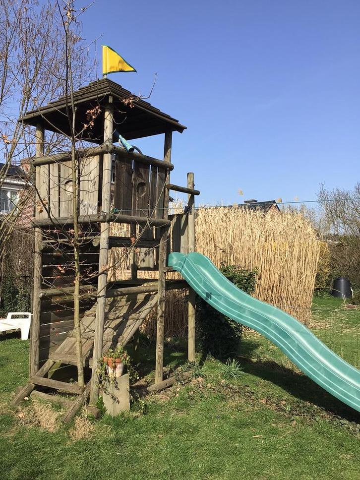 Tobogan + Tour de pirate, Kinderen en Baby's, Speelgoed | Buiten | Speelhuisjes, Gebruikt, Hout, Ophalen