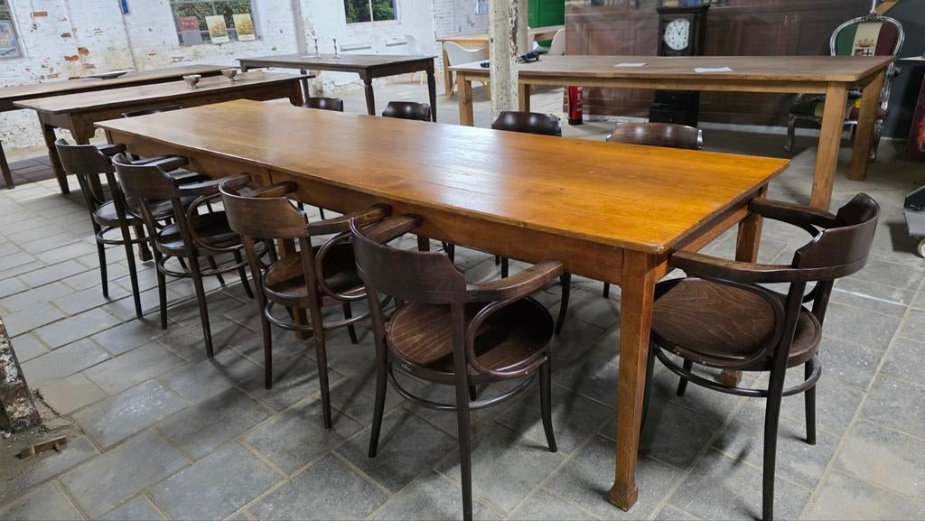 Antieke Boerentafel 320 cm  +10 Thonet-stijl stoelen, Huis en Inrichting, Ophalen of Verzenden, Eikenhout