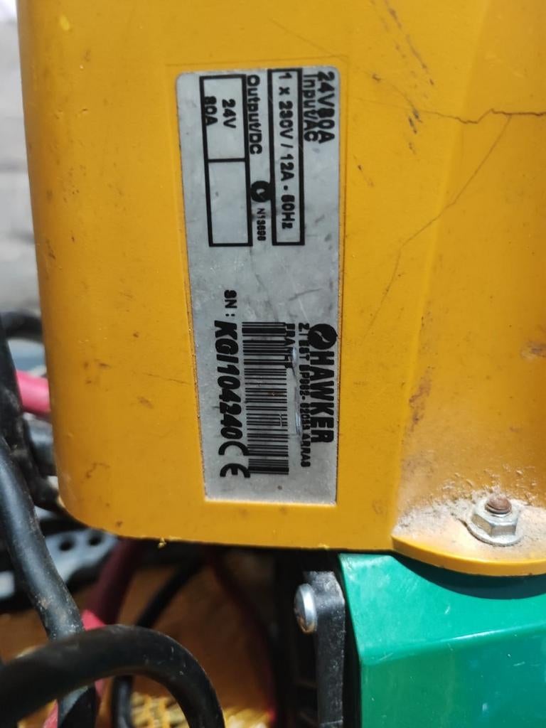 Chargeur Haute Fréquence Hawker Lifetech 24V 80A - Monophasé, Enlèvement, Utilisé