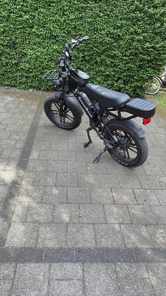 Fatbike v20 pro, Fietsen en Brommers, Ophalen, Zo goed als nieuw