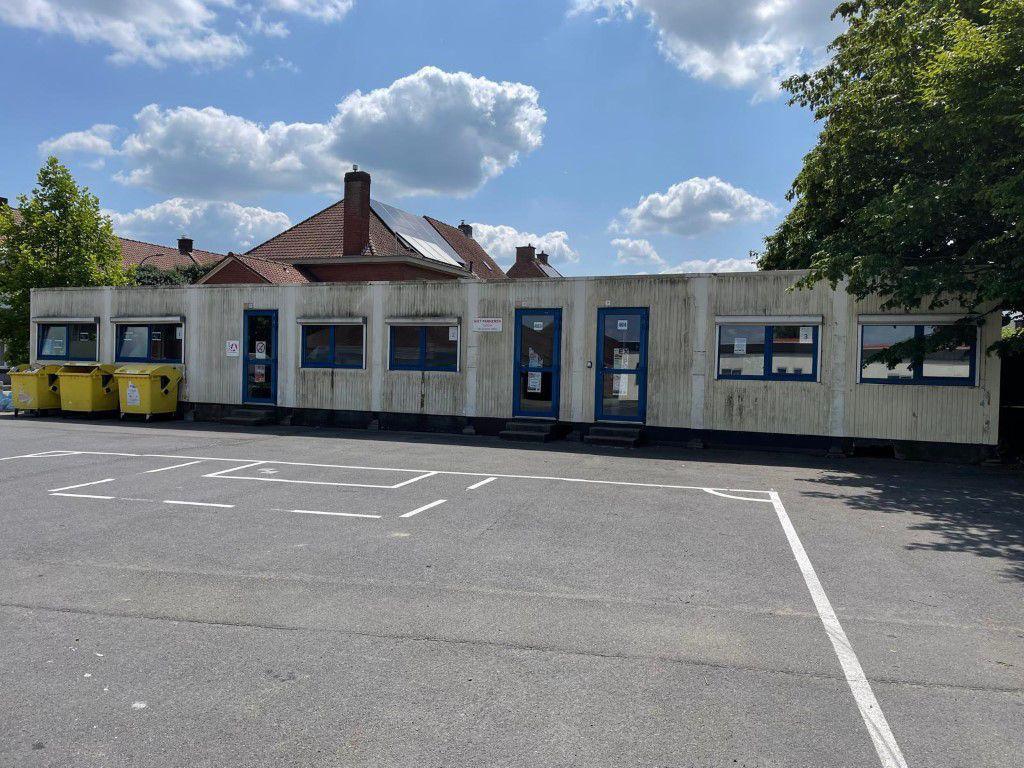 GRATIS container op te halen vóór 1 MEI!, Doe-het-zelf en Bouw, Containers, Ophalen