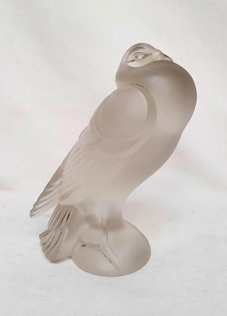 Sabino - Pigeon Art Déco en verre dépoli., Antiquités & Art, Antiquités | Verre & Cristal, Enlèvement ou Envoi
