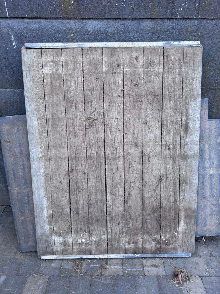 1 steenschot, Ophalen, Zo goed als nieuw