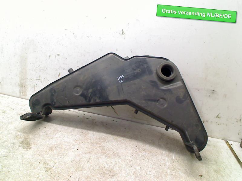 RUITENSPROEIERRESERVOIR Audi Q5 (8RB) (8R0955453B), Gebruikt, Dhr. R. de Gouw, Audi, De Bloemendaal 21 21
5221 EB  'S HERTOGENBOSCH, NL