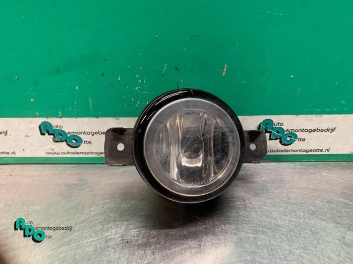 Feu antibrouillard avant droit d'un Renault Clio (Clio 3 06-, Autos : Pièces & Accessoires, Éclairage, Renault, Utilisé, 3 mois de garantie