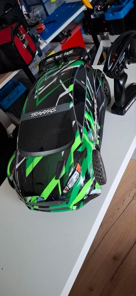 Groen  Traxxas Ford Fiesta ST Rally 4x4 BL2-S brushless RTR, Hobby en Vrije tijd, Modelbouw | Radiografisch | Auto's, Zo goed als nieuw
