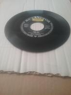 6 singels Elvis Presley 45t, Autres formats, Rock and Roll, Utilisé, Enlèvement ou Envoi