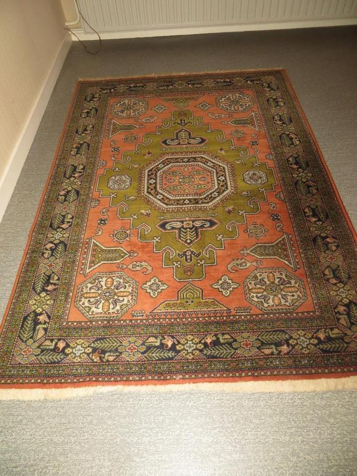 Oosters tapijtje, Huis en Inrichting, Stoffering | Tapijten en Vloerkleden, Zo goed als nieuw, 100 tot 150 cm, 150 tot 200 cm