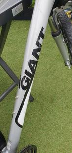 City bike Giant, Ophalen, Zo goed als nieuw, Giant