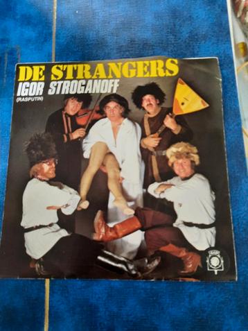 single The Strangers Igor Stroganoff, Enlèvement ou Envoi, Comme neuf, En néerlandais, Single