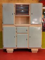 Retro.vintage keukenkast jaren 60, Ophalen