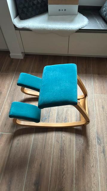 Varier ergonomische bureaustoel / stokke beschikbaar voor biedingen