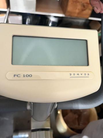 Hometrainer fc100 Domyos, Sport en Fitness, Ophalen, Kunststof, Zo goed als nieuw, Benen