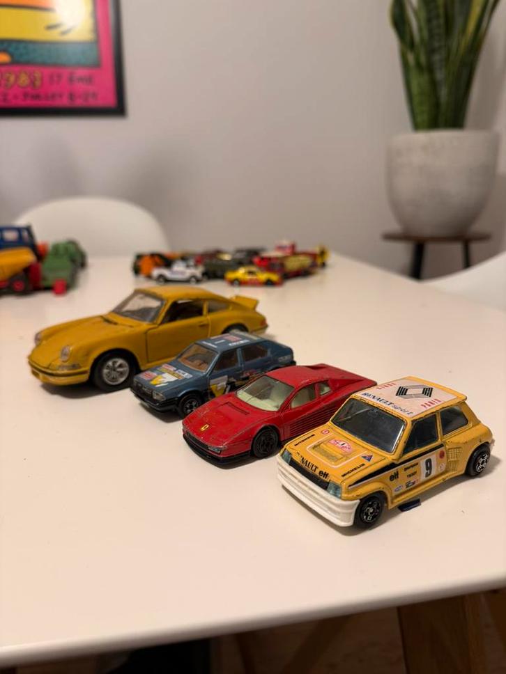 Lot 4x Diverse Voitures Miniatures Burago Vintage, Hobby & Loisirs créatifs, Voitures miniatures | 1:24, Utilisé, Voiture, Burago