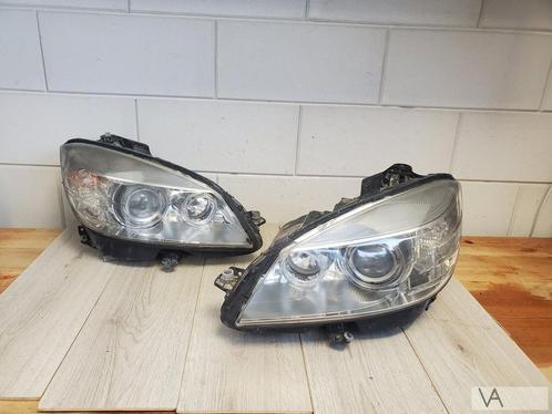 Mercedes C klasse W204 2007 - 2011 xenon koplamp links €300, Auto-onderdelen, Verlichting, Mercedes-Benz, Gebruikt, Ophalen of Verzenden