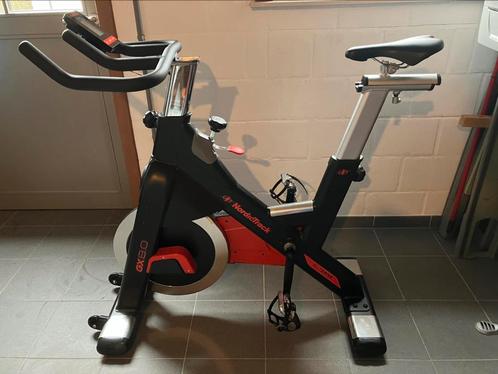 Spinningfiets hometrainer / zeer goeie staat / robuust, Sport en Fitness, Fitnessapparatuur, Zo goed als nieuw, Hometrainer, Benen