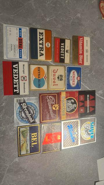 Moortgat etiketten  Te koop alles in 1 lot  zie drie foto’s  beschikbaar voor biedingen