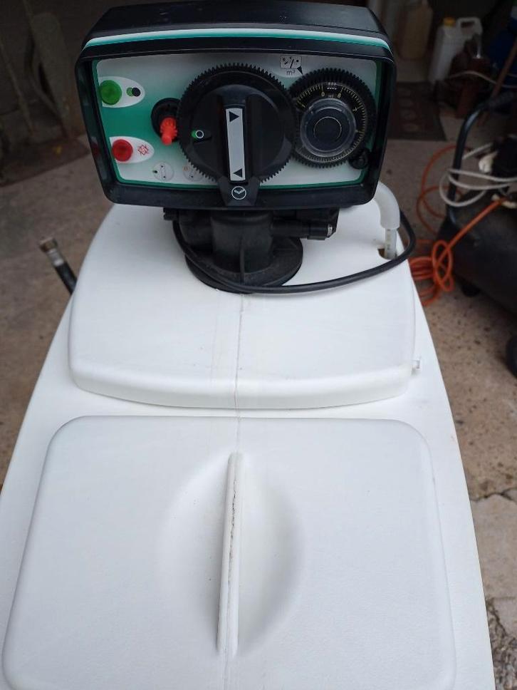 Waterverzachter, Doe-het-zelf en Bouw, Overige Doe-Het-Zelf en Bouw, Zo goed als nieuw, Ophalen