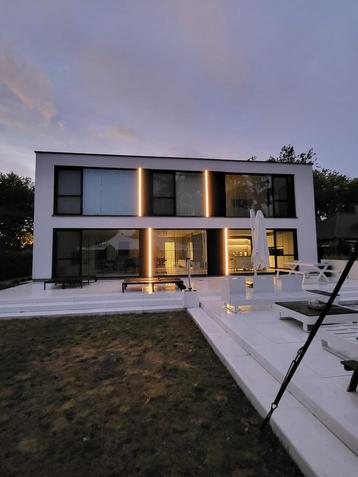 Megategel Stone & Style beschikbaar voor biedingen
