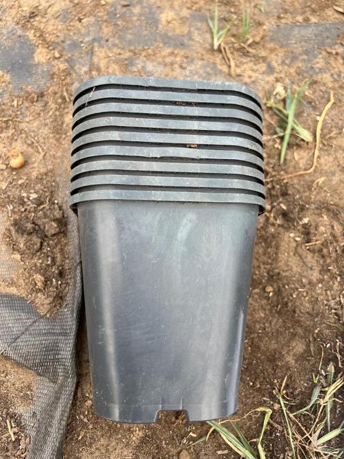 9 stuks hoekige vierkante kweekpotten 12,5 x 13 cm, Tuin en Terras, Bloempotten, Zo goed als nieuw, Kunststof, Binnen, Balkon