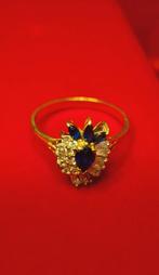 18-karaats gouden ring met saffier, Handtassen en Accessoires, Zo goed als nieuw, Ophalen