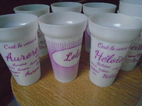 9 „" IDEALE "” PLASTIC BEKERS MET NAAM+MINNIE DISNEY”, Huis en Inrichting, Keuken | Servies, Gebruikt, Overige typen, Overige stijlen