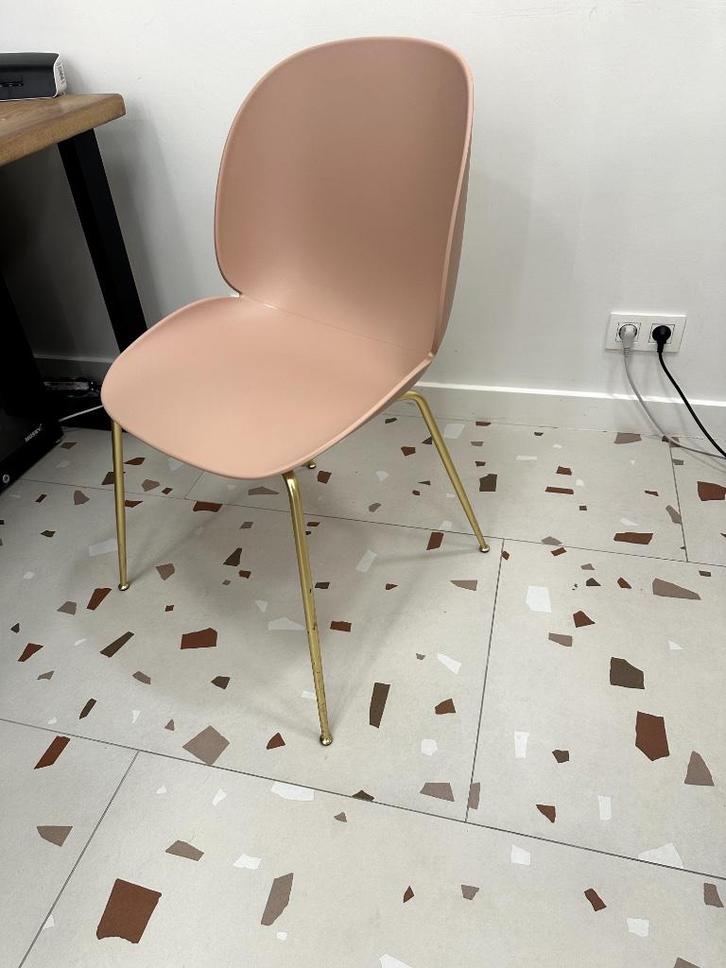 stoel, Huis en Inrichting, Stoelen, Zo goed als nieuw, Vijf, Zes of meer stoelen, Kunststof, Metaal, Wit, Ophalen