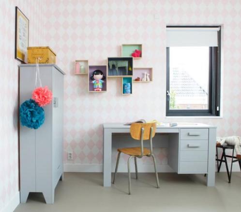 Woood Bureau - Dennis - betongrijs, Huis en Inrichting, Bureaus, Zo goed als nieuw, Bureau, Ophalen