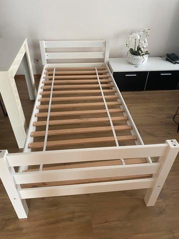 Bed van IKEA 200x90 