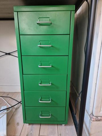 IKEA Helmer dressoir beschikbaar voor biedingen