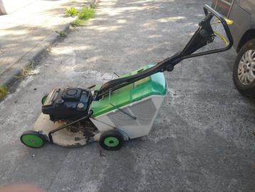Professionele grasmaaier ETESIA met kawasaki fc180v moto 6HP beschikbaar voor biedingen