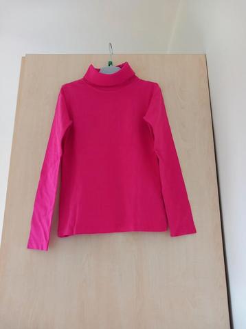 Felroze sous-pull maat 122/128, zeer goede staat beschikbaar voor biedingen