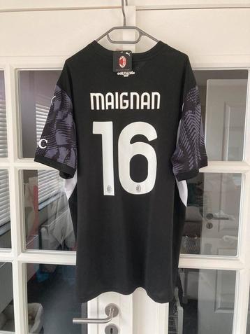 Maillot de football AC Milan 24/25 Maignan, Sports & Fitness, Football, Enlèvement ou Envoi, Neuf, Maillot