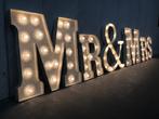 Industriële metalen licht letters MR & MRS, Antiek en Kunst, Ophalen