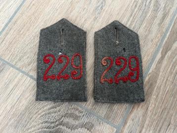 RIR229 schouderstukken ww1 beschikbaar voor biedingen