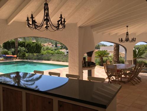 Te huur: villa 8 personen Moraira, Vakantie, Vakantiehuizen | Spanje, Costa Blanca, Landhuis of Villa, Dorp, Aan zee, 4 of meer slaapkamers