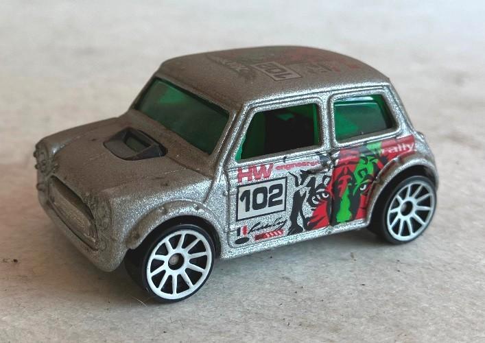 Mini Cooper Hot Wheels silver Tiger 102., Hobby en Vrije tijd, Modelauto's | Overige schalen, Gebruikt, Auto, Ophalen of Verzenden