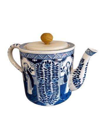 theepot lange lijs beschikbaar voor biedingen