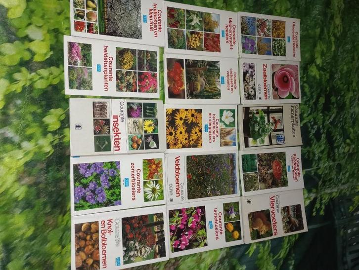 Lot boekjes, 15st. over de natuur (planten, bomen,dieren), Boeken, Natuur, Gelezen, Bloemen, Planten en Bomen, Ophalen of Verzenden