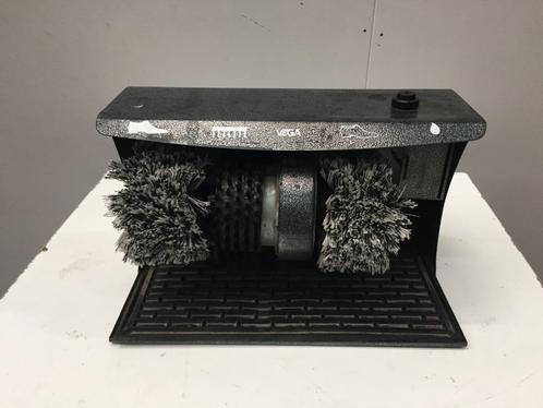 (45) Recente machine Vega om schoenen te kuisen, Huis en Inrichting, Schoonmaakartikelen, Ophalen