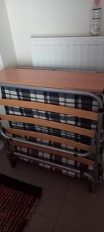 Logeerbed in goede staat, Huis en Inrichting, Slaapkamer | Slaapbanken, Ophalen of Verzenden, Zo goed als nieuw, Eenpersoons